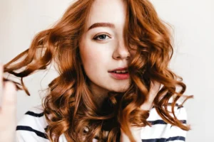 Luxurious multi-tonal hair color and shine by Melenas Peluqueria