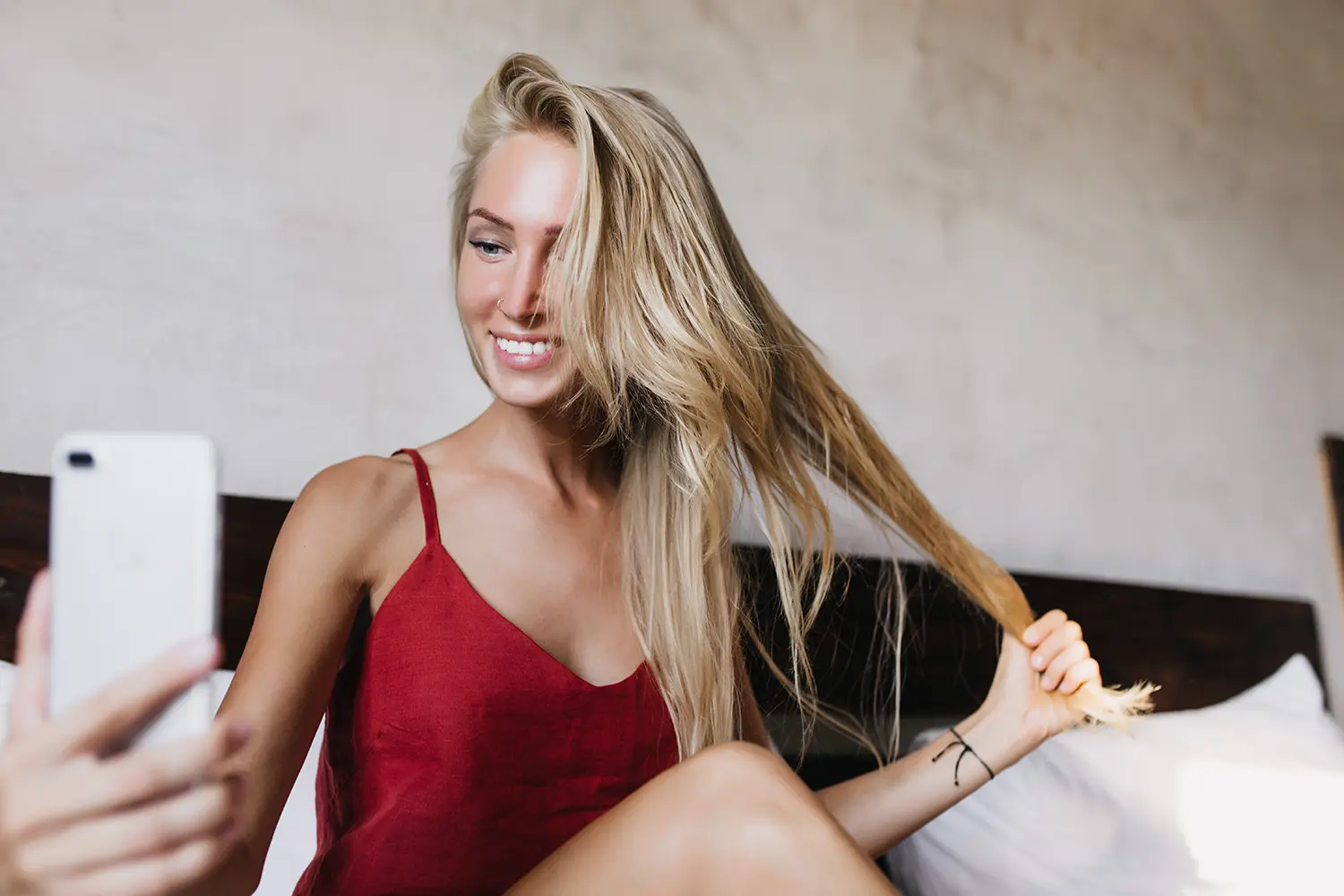 Professional hair extensions maintenance and keratin capsule protection at Melenas salon